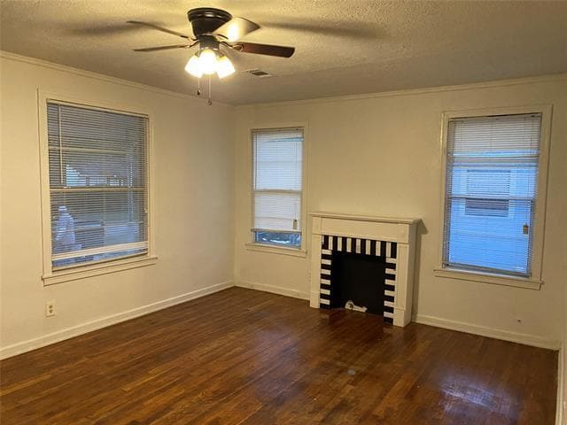 Photo - 2532 Woodford St