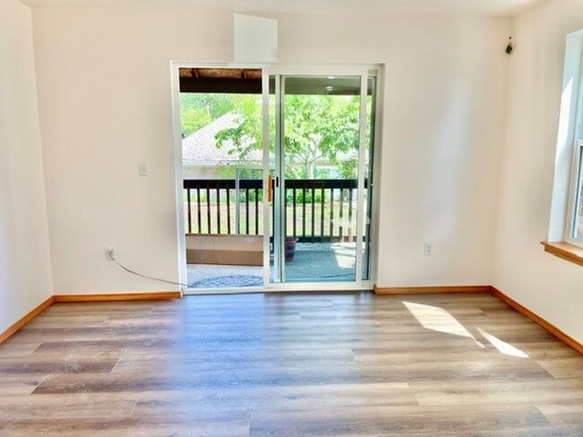 Photo - Beacon Hill View Home - Shaffer Ave Unit Lower level