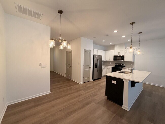 1 N Lenny Dr