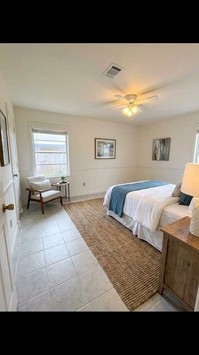 Photo - 3901 Woodrow Dr