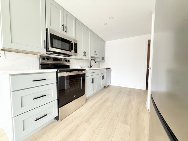 Photo - 227 Clarkson Ave Unit 2B