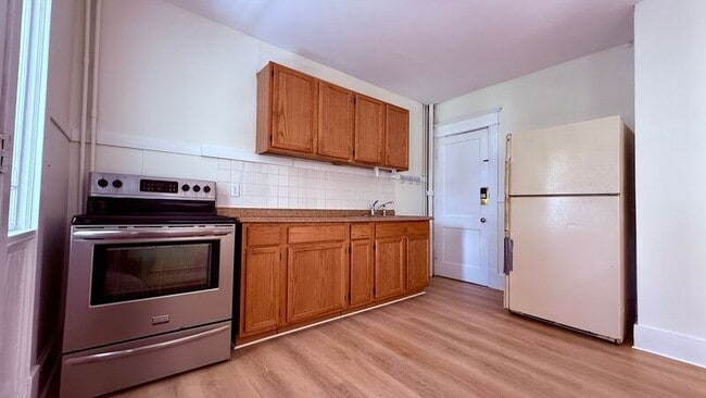 Photo - 70 Maple St Unidad 1RR