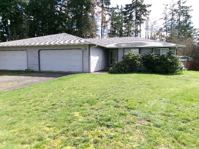 Building Photo - Beautifully Updated 2 Bed 2 Bath Duplex in Quiet Cul-de-Sac in East Puyallup!