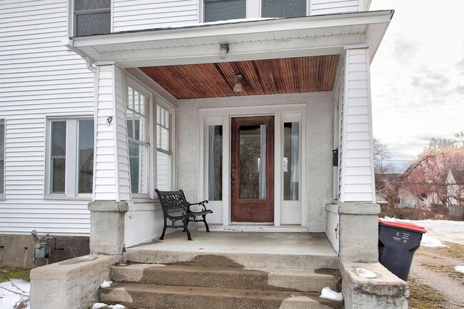 Photo - 140/142 E 15th Street Unit 140 E 15th St