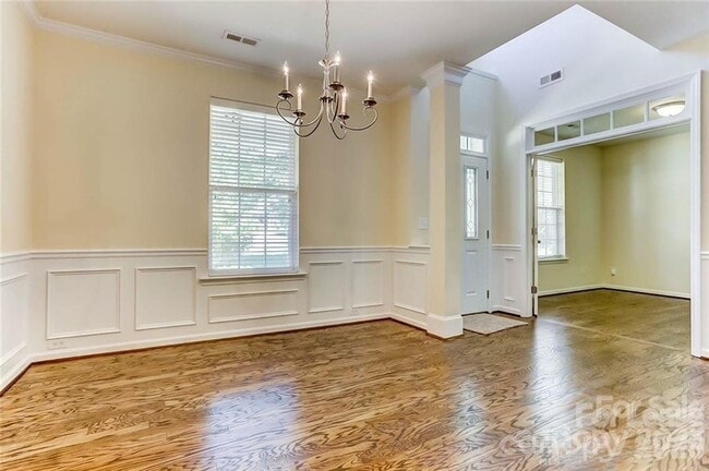 Photo - 5067 Timber Falls Dr