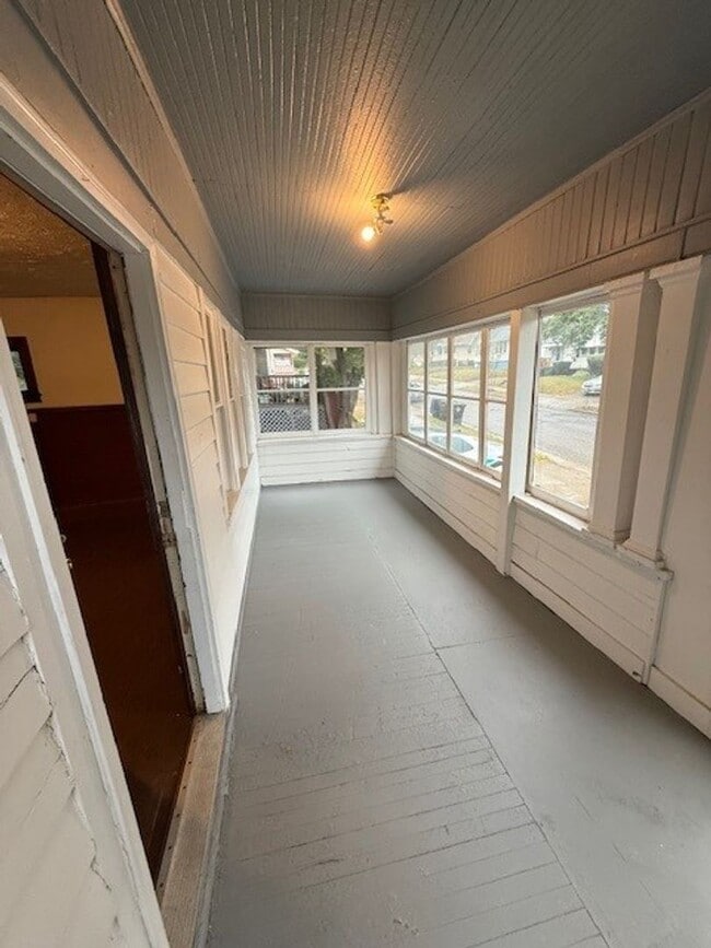 Photo - Charming 4-Bedroom Single Family Home for ...