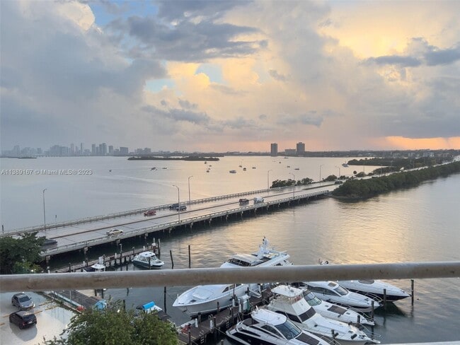 Photo - 7904 West Dr Unidad 812