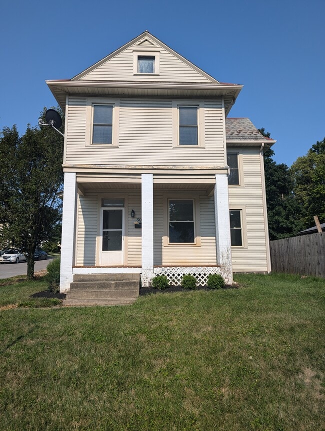 Building Photo - 301 N Basil St Rental
