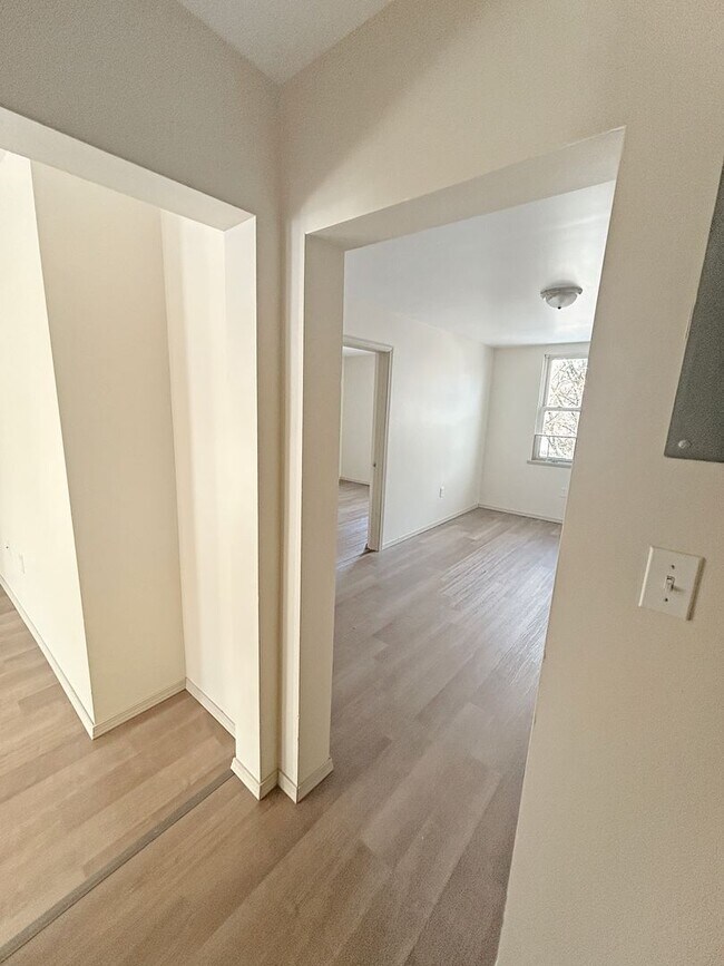 Photo - 36 Hickory St Unidad 2