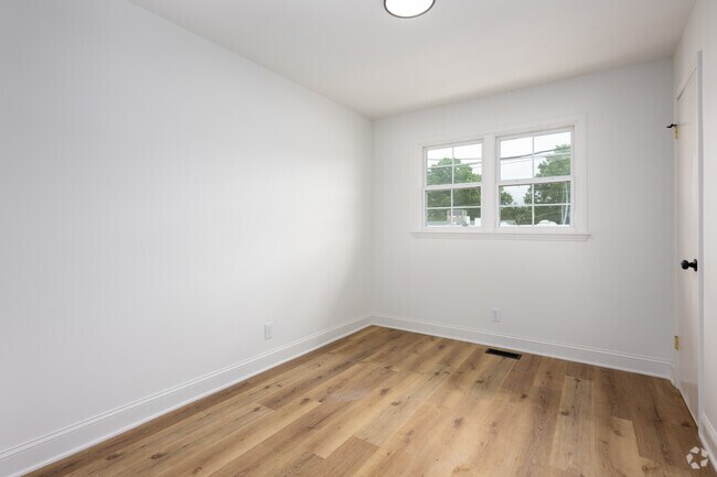 3BR, 2BA - 1,023SF - Third Bedroom