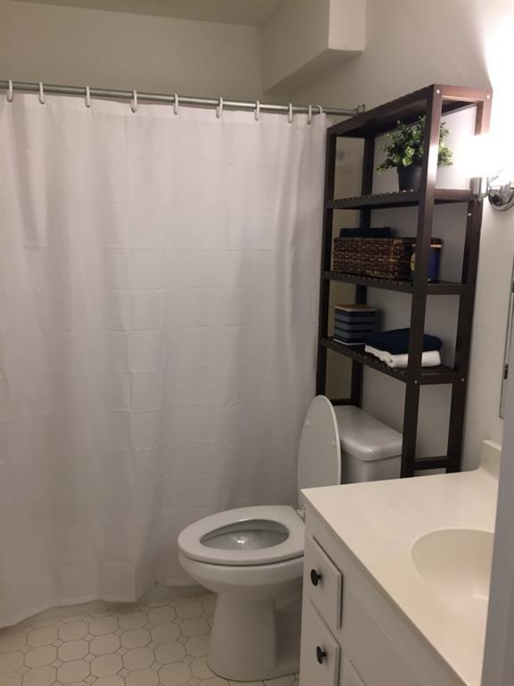 Photo - 1455 Southland NE Vis