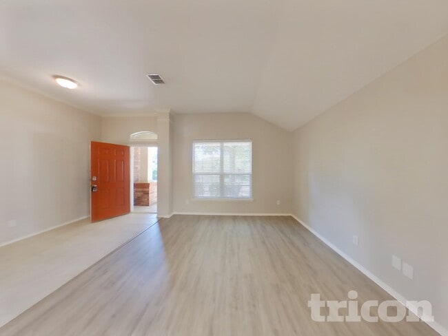 Photo - 369 Magnolia Dr