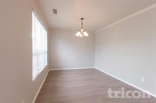 Photo - 13124 Settlers Trail