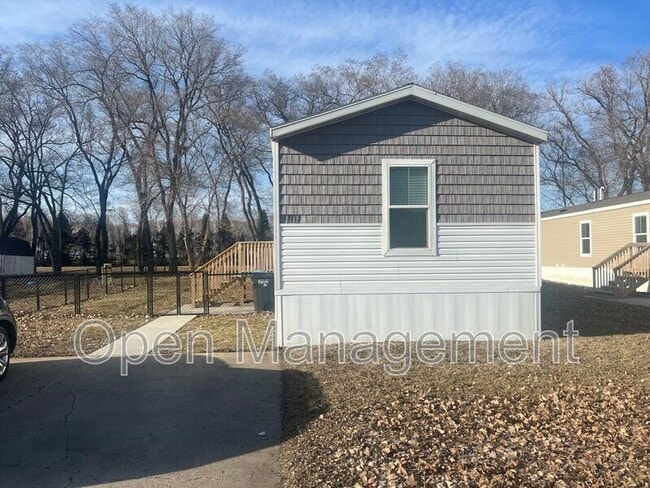 Photo - 18-1015 Gibraltor