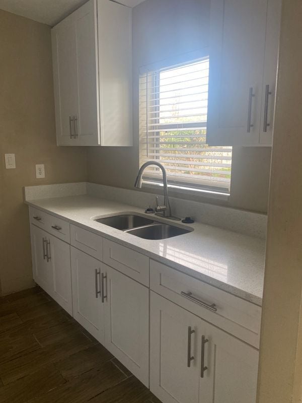 Photo - 2827 Riddle Dr