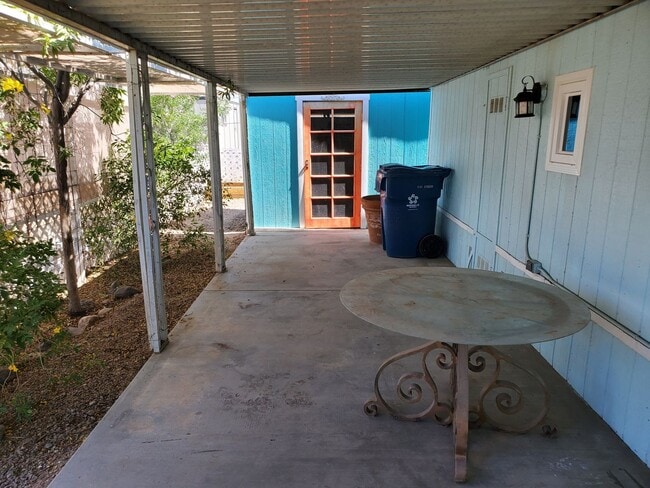 Photo - 3 Bedroom Manufactured Home in Bullhead City.