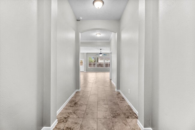 Photo - 12719 Hart Hollow Ln
