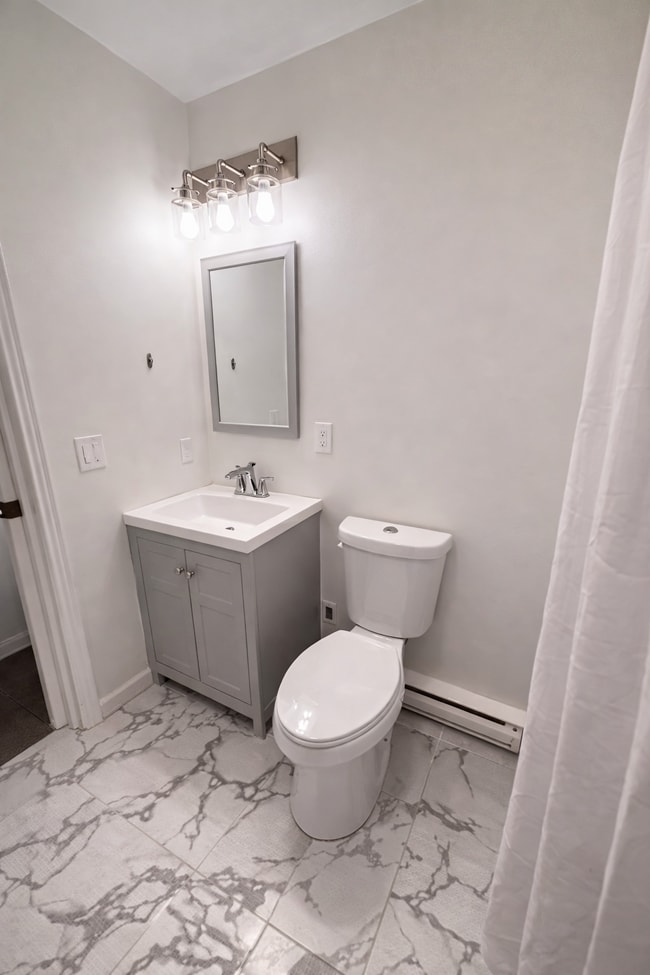 Photo - 156 Main St Unit B1