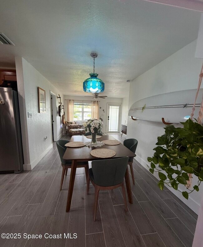 Photo - 1185 King St