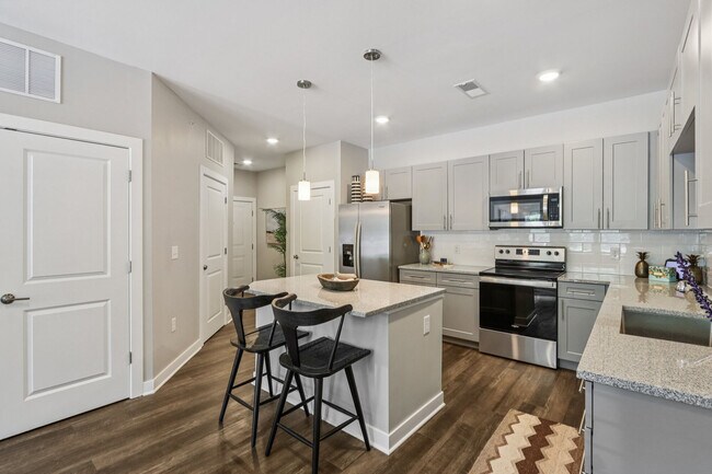 Photo - Founders Pointe Apartments