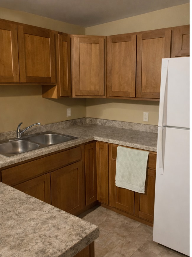 Photo - 106 11th St NE