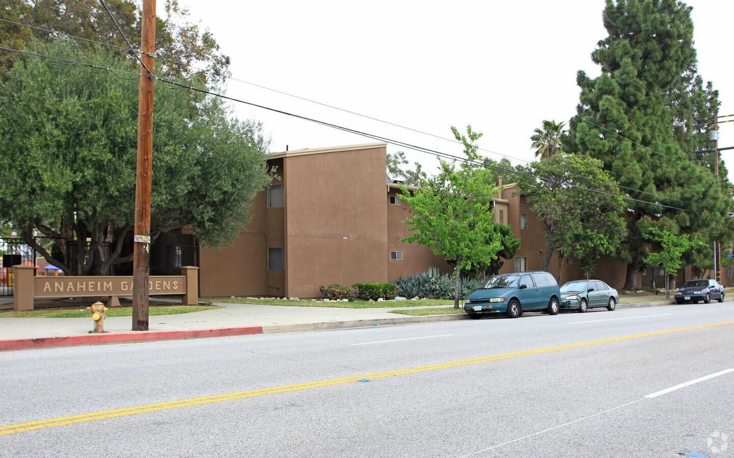 Anaheim Garden Apartments - Anaheim Garden Apartments
