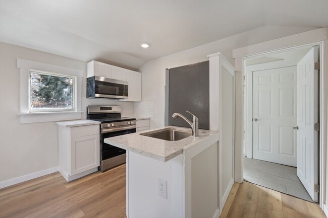 Photo - Beautiful Unit in the Heart of Bend!