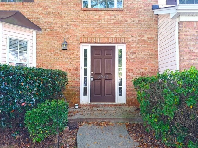 Photo - 3940 Crescent Walk Ln NE