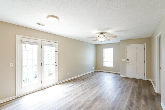 2538 Sonar St