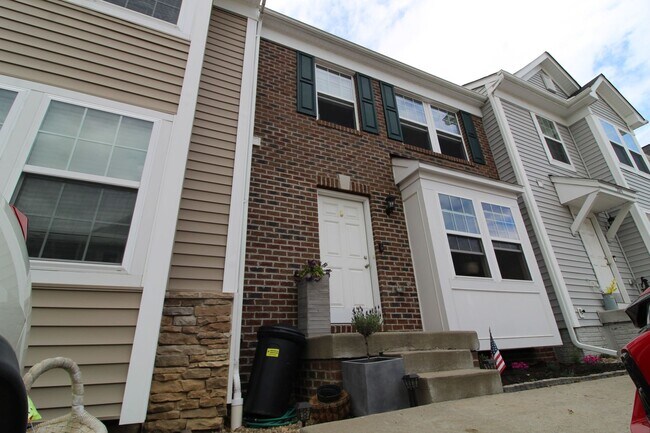 Photo - 3 Bed/ 2.5 Bath Townhome close to the interstate - Available 06/08/2026