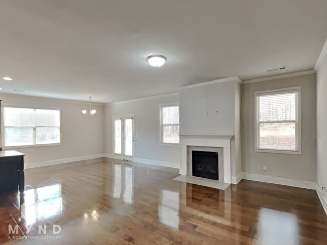 Photo - 5971 Wolf Creek Dr