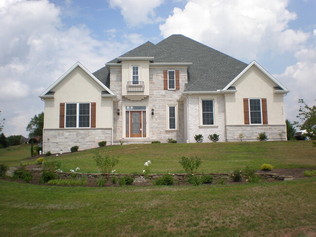 Building Photo - 1518 Guildford Ln Rental