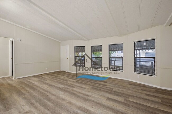 Photo - 3 Bedroom 2 Bathroom Home with Carport Available in Coeur d'Alene!