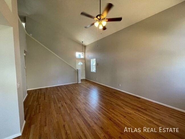 Photo - 5045 Sweetgrass Ln