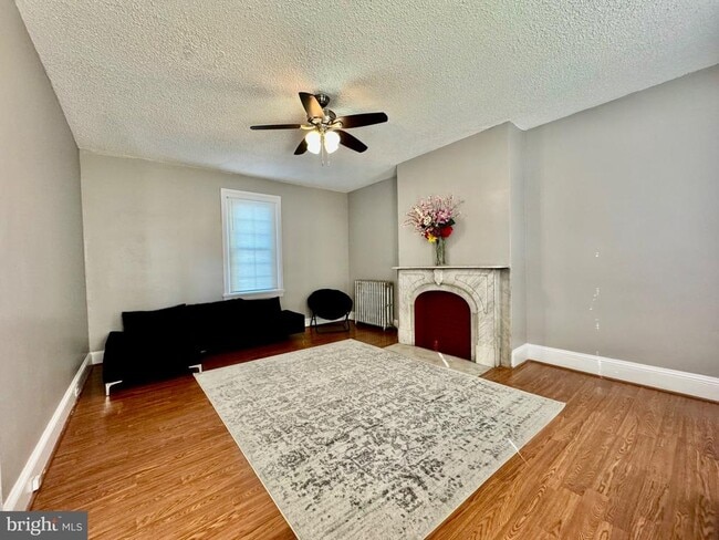 Photo - 3210 Harford Rd