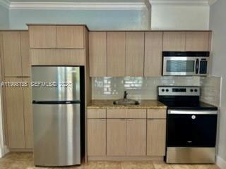 Photo - 4 Transylvania Ave