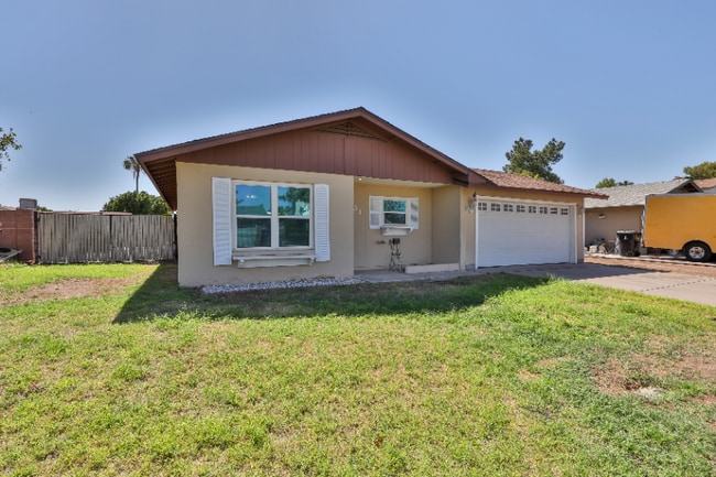 Photo - 531 W Del Campo Ave