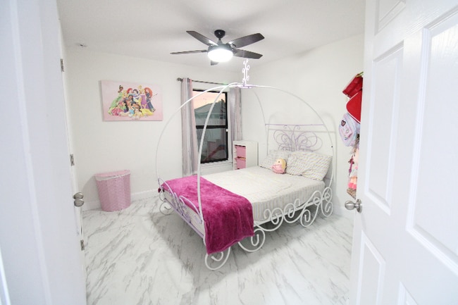 Photo - 600 Swallowtail Dr