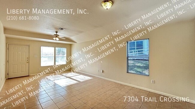 Photo - 7304 Trail Crossing