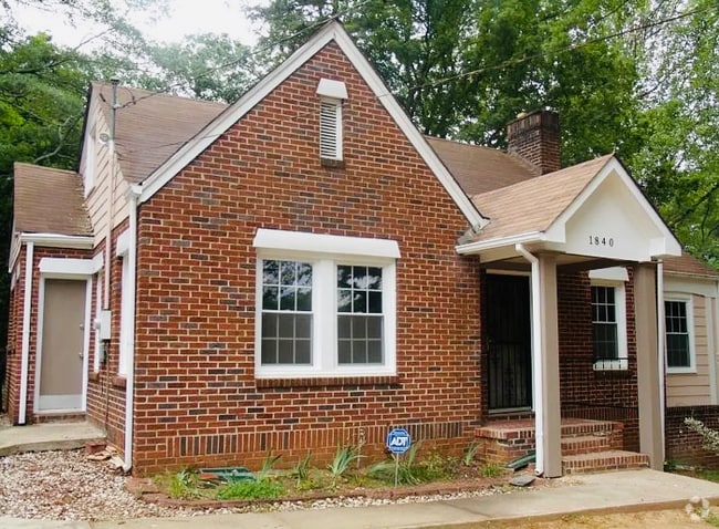 Building Photo - 1840 Avon Ave SW Rental