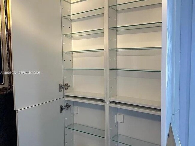 Photo - 7601 E Treasure Dr Unidad 2022