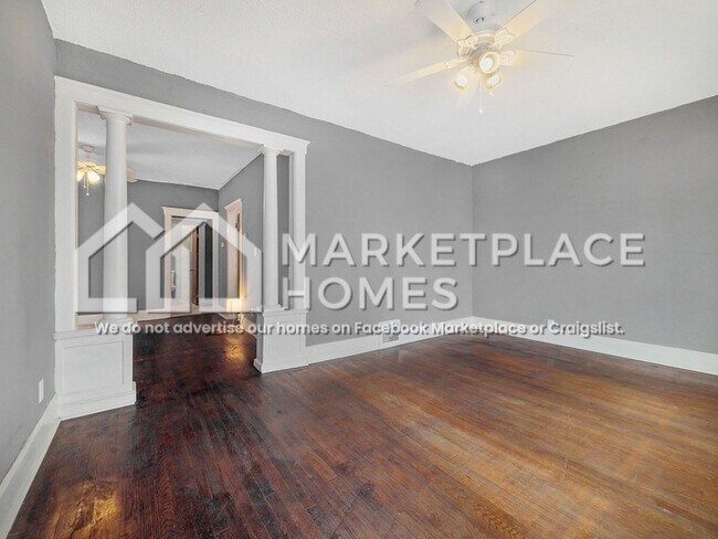 Photo - 6242 Cadet St