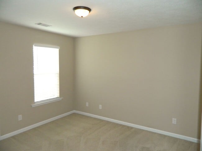 Photo - 498 Sebastian Dr