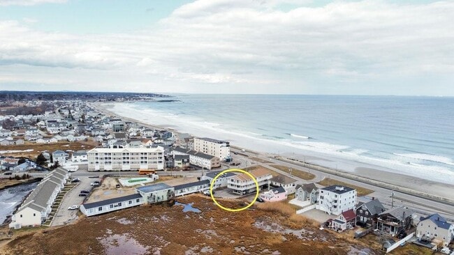 611 Ocean Blvd Unit 3