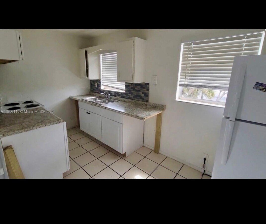 Photo - 2151 NW 7th St Unit 5