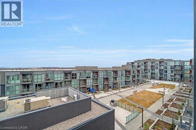 Photo - 5240 Dundas St Unité B407