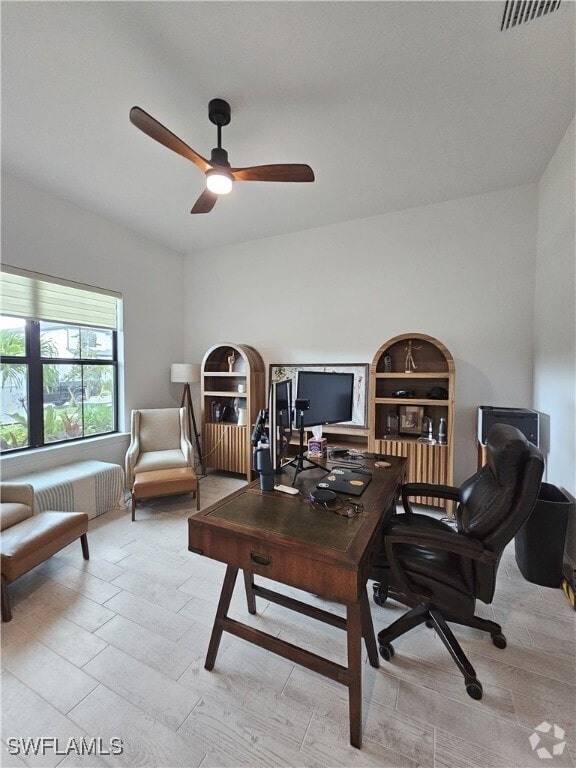 Building Photo - 25629 Shoreline Gaze Dr Rental