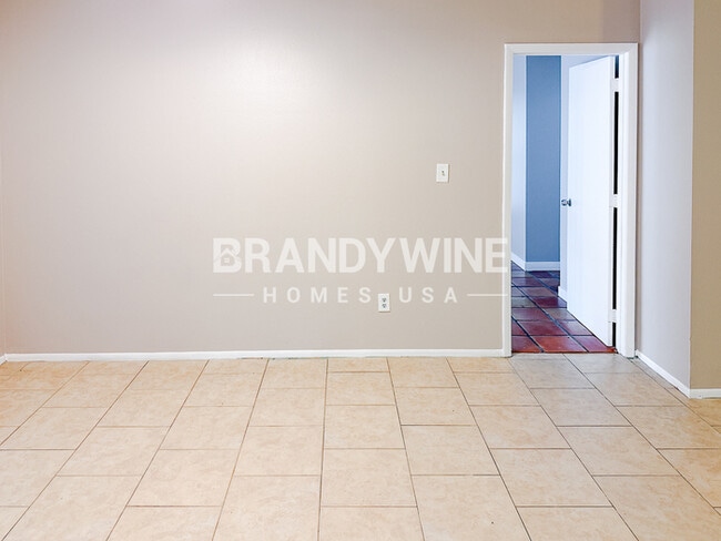 Photo - 6730 Merlin Ct