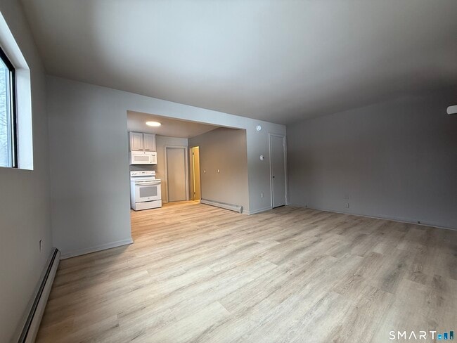 Photo - 388 S Main St