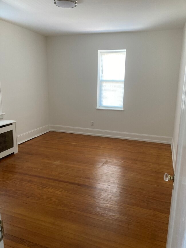 Photo - 73 E Main St Unit Apartment B